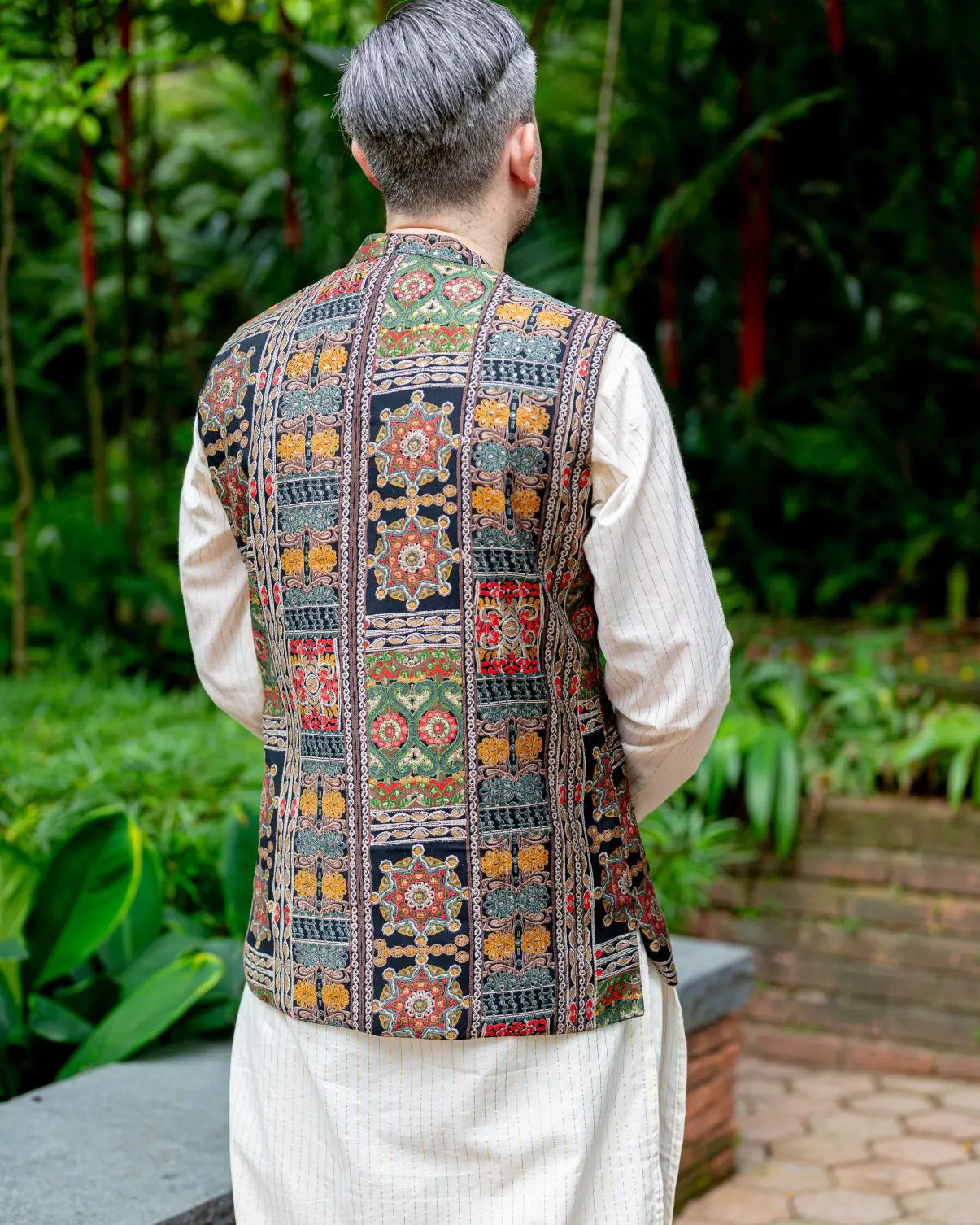 Shan Black men's 3pc Kurta Jacket set in Muslin Cotton Nimbu