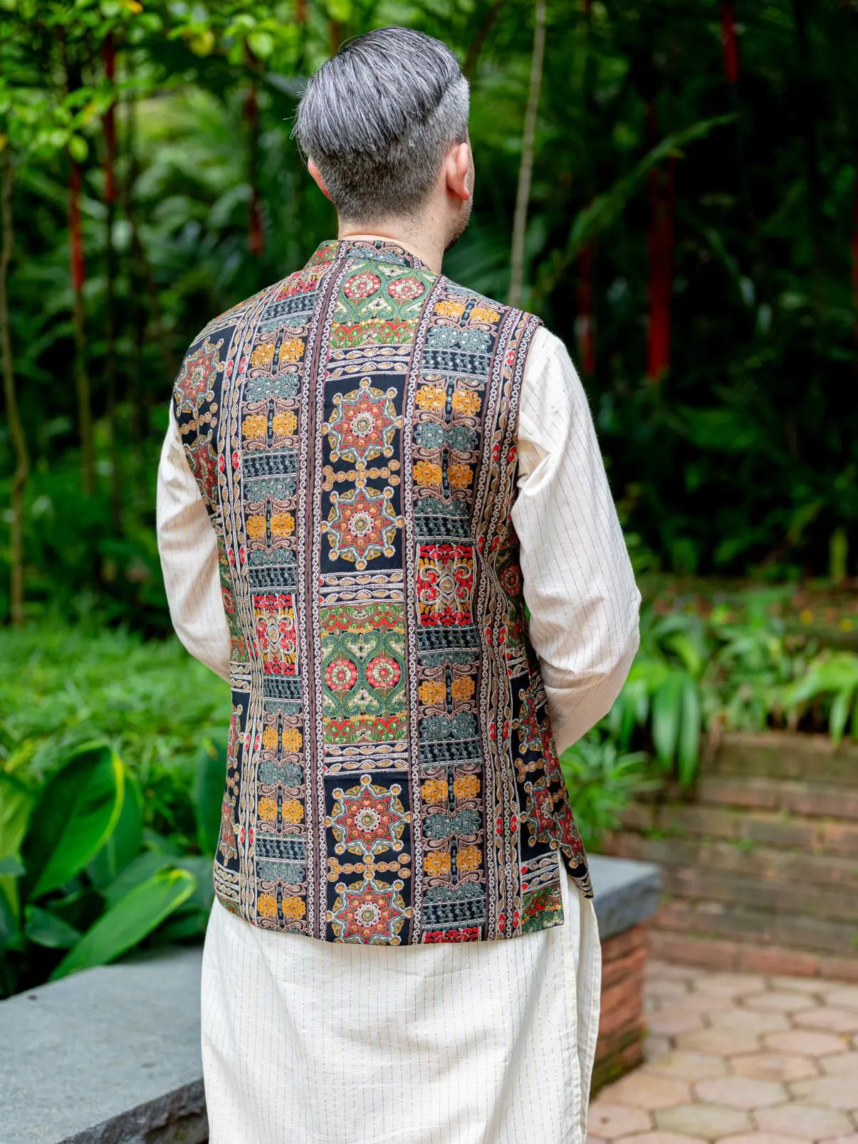 Shan Black men's 3pc Kurta Jacket set in Muslin Cotton Nimbu