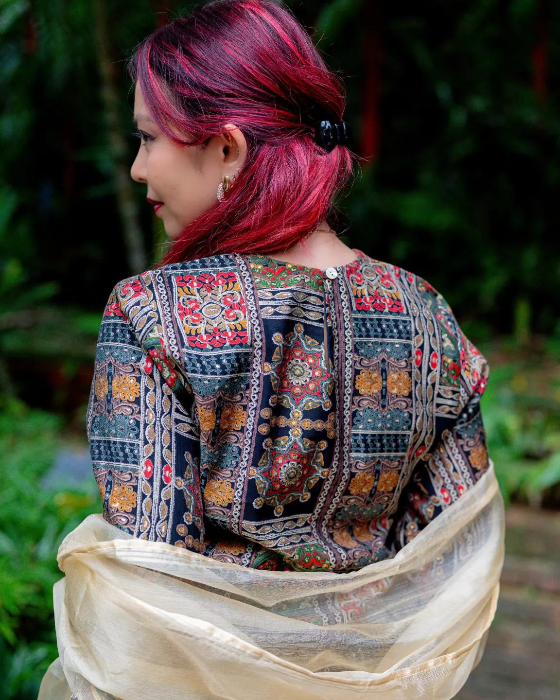 Shan Black women's 3pc Kurta set with Dupatta in Muslin Cotton Nimbu