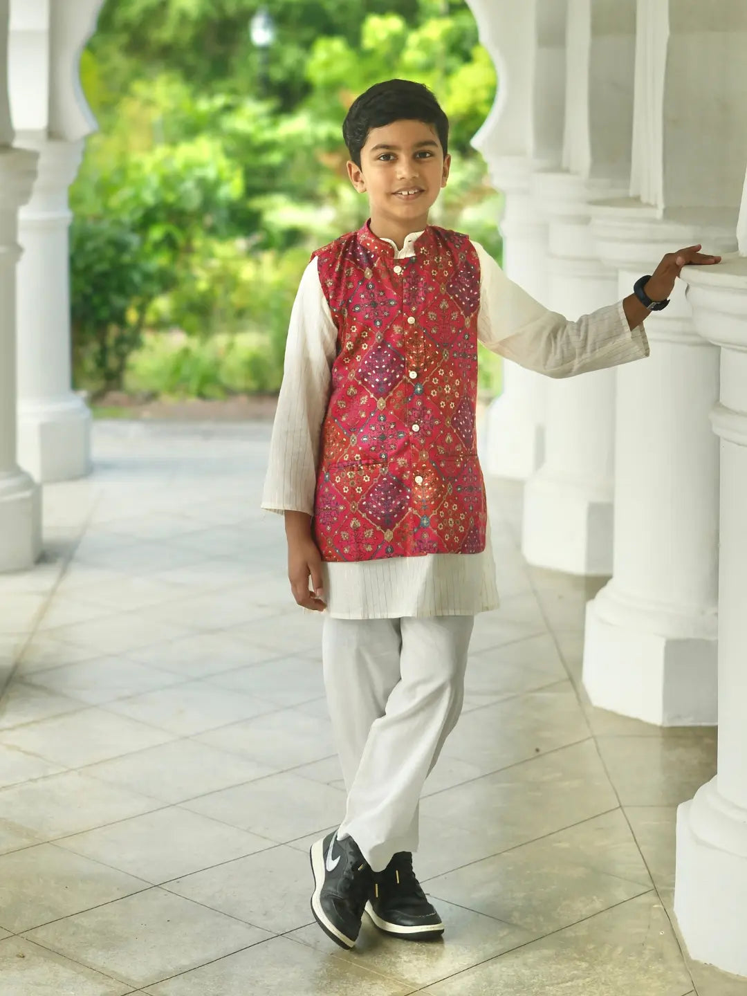 Shan Boys Muslin Cotton Kurta Pajama Jacket Set in Red Nimbu