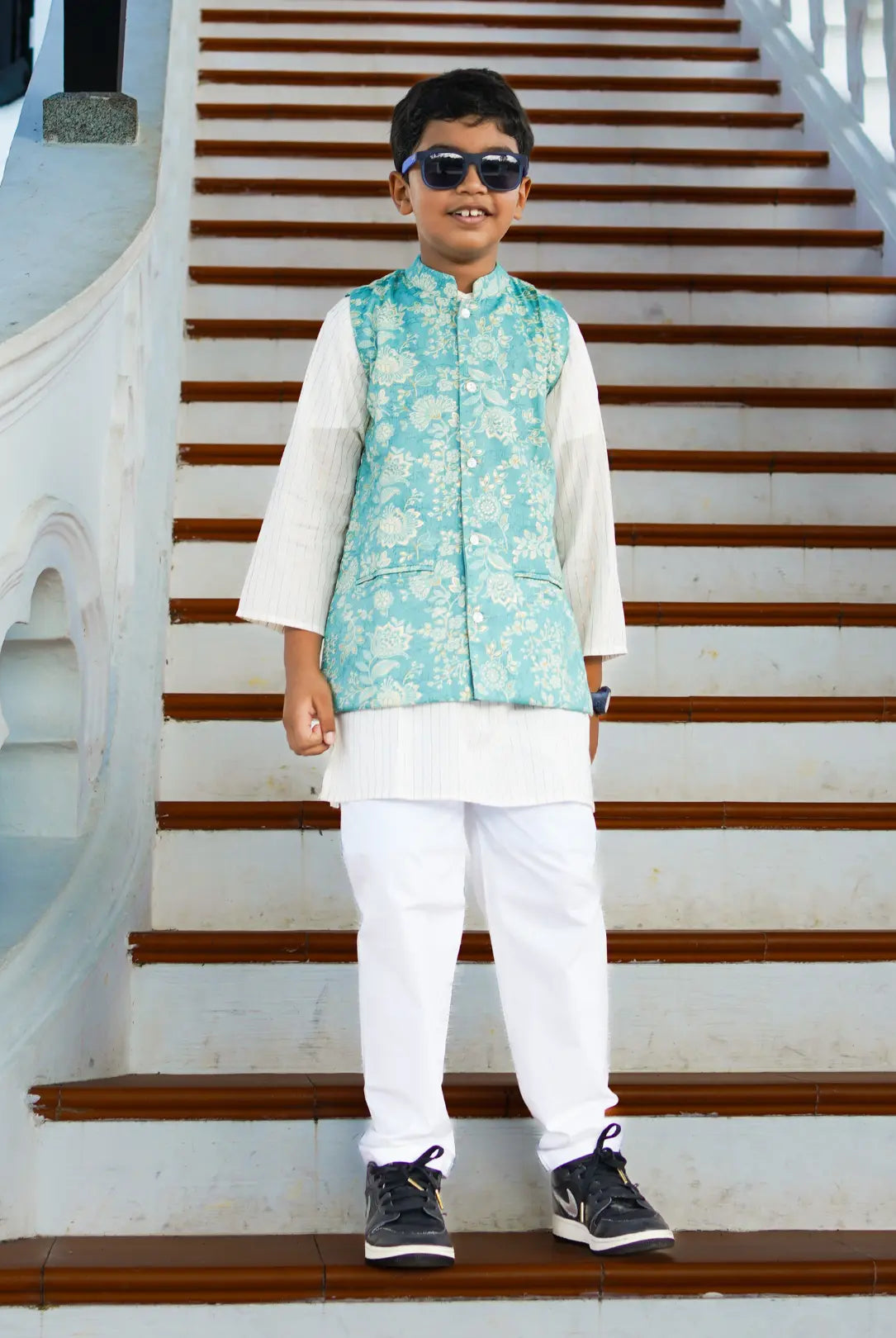 Shan Boys Muslin Cotton Kurta Pajama Jacket set in Blue Nimbu