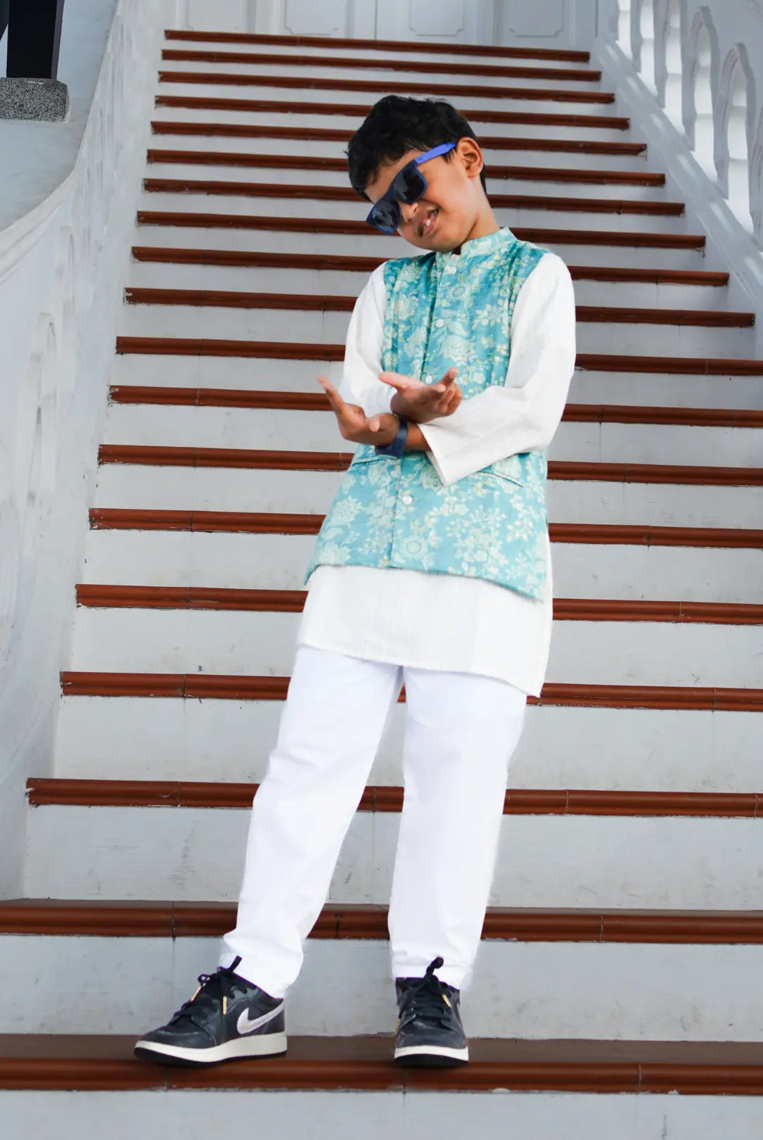 Shan Boys Muslin Cotton Kurta Pajama Jacket set in Blue Nimbu