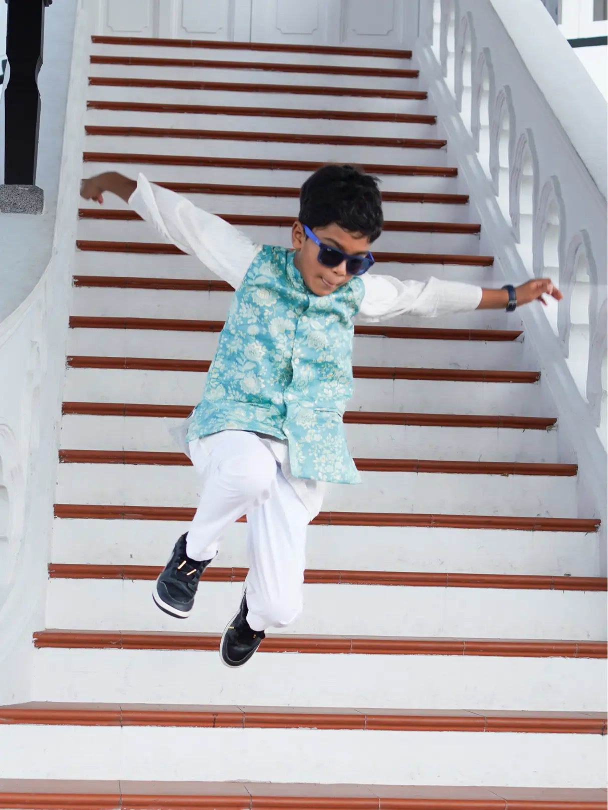 Shan Boys Muslin Cotton Kurta Pajama Jacket set in Blue Nimbu