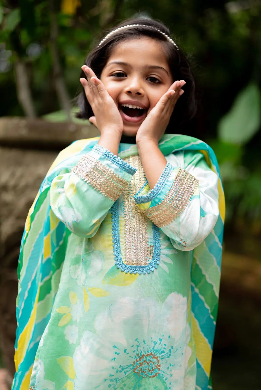 Simar Girls Kurta Pant with Dupatta Set in Green Floral Nimbu