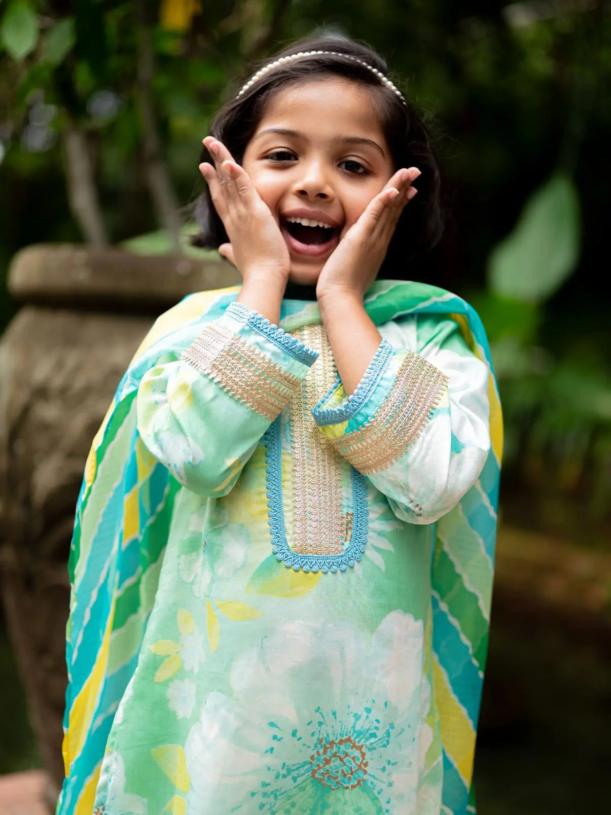 Simar Girls Kurta Pant with Dupatta Set in Green Floral Nimbu