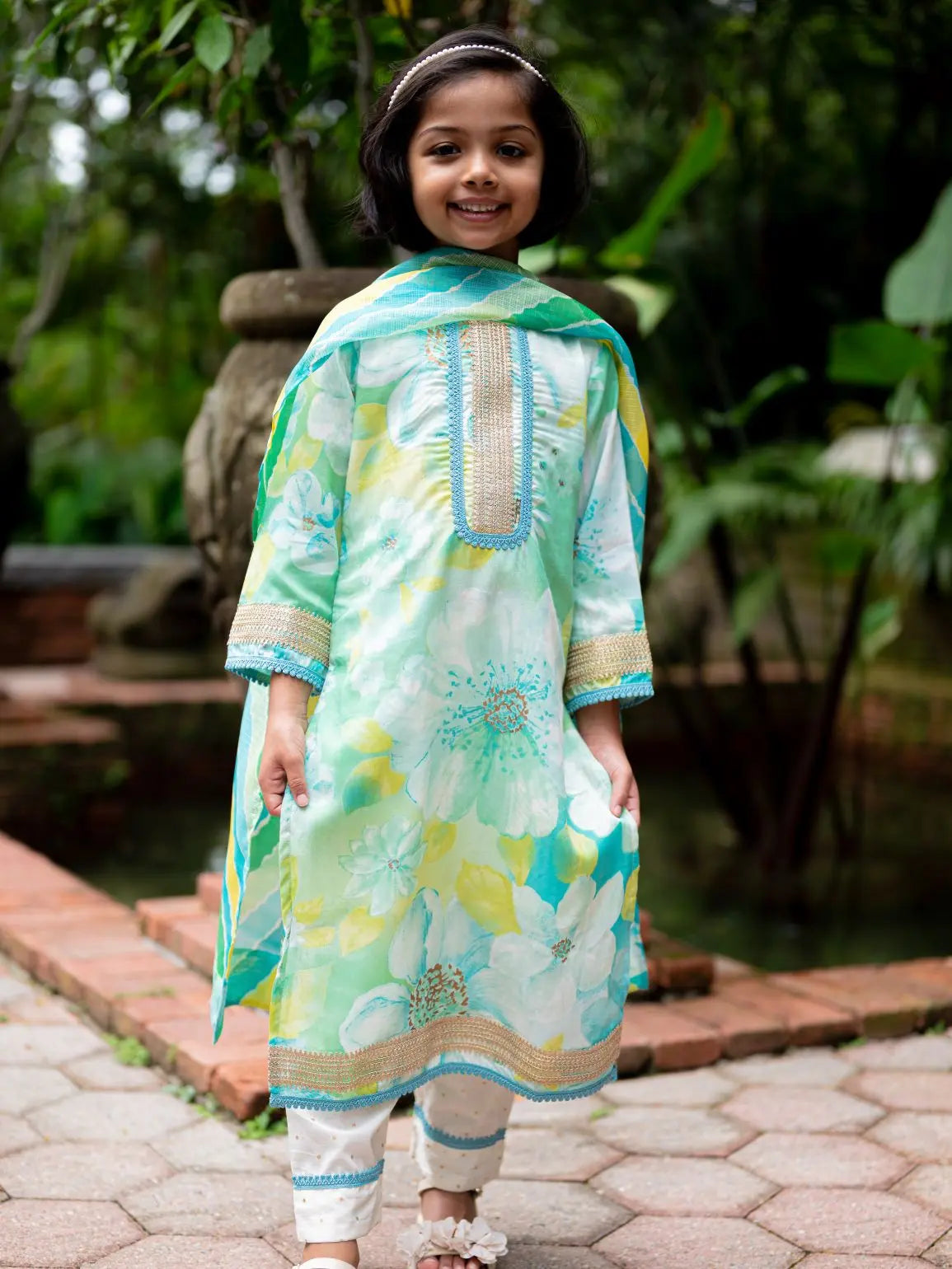 Simar Girls Kurta Pant with Dupatta Set in Green Floral Nimbu