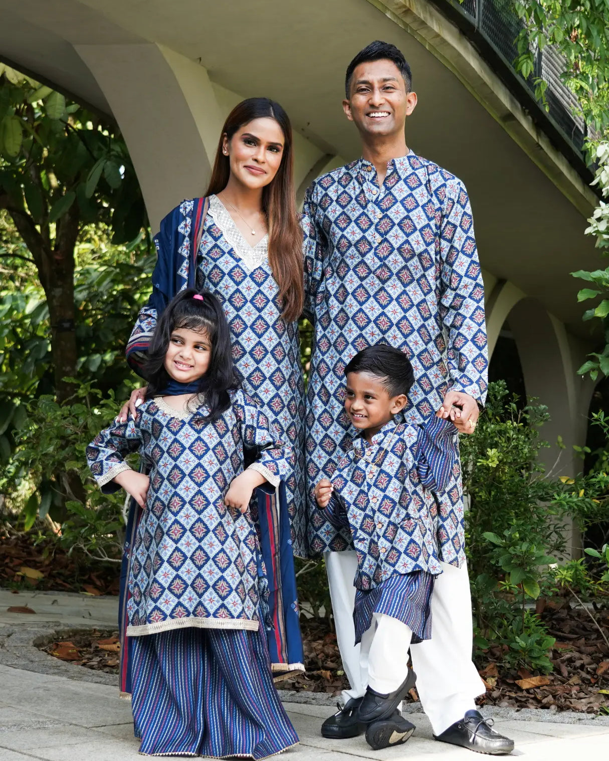 Tara Blue Women's Choga Style Kurti & Salwar Set in Muslin Cotton with Matching Dupatta Nimbu