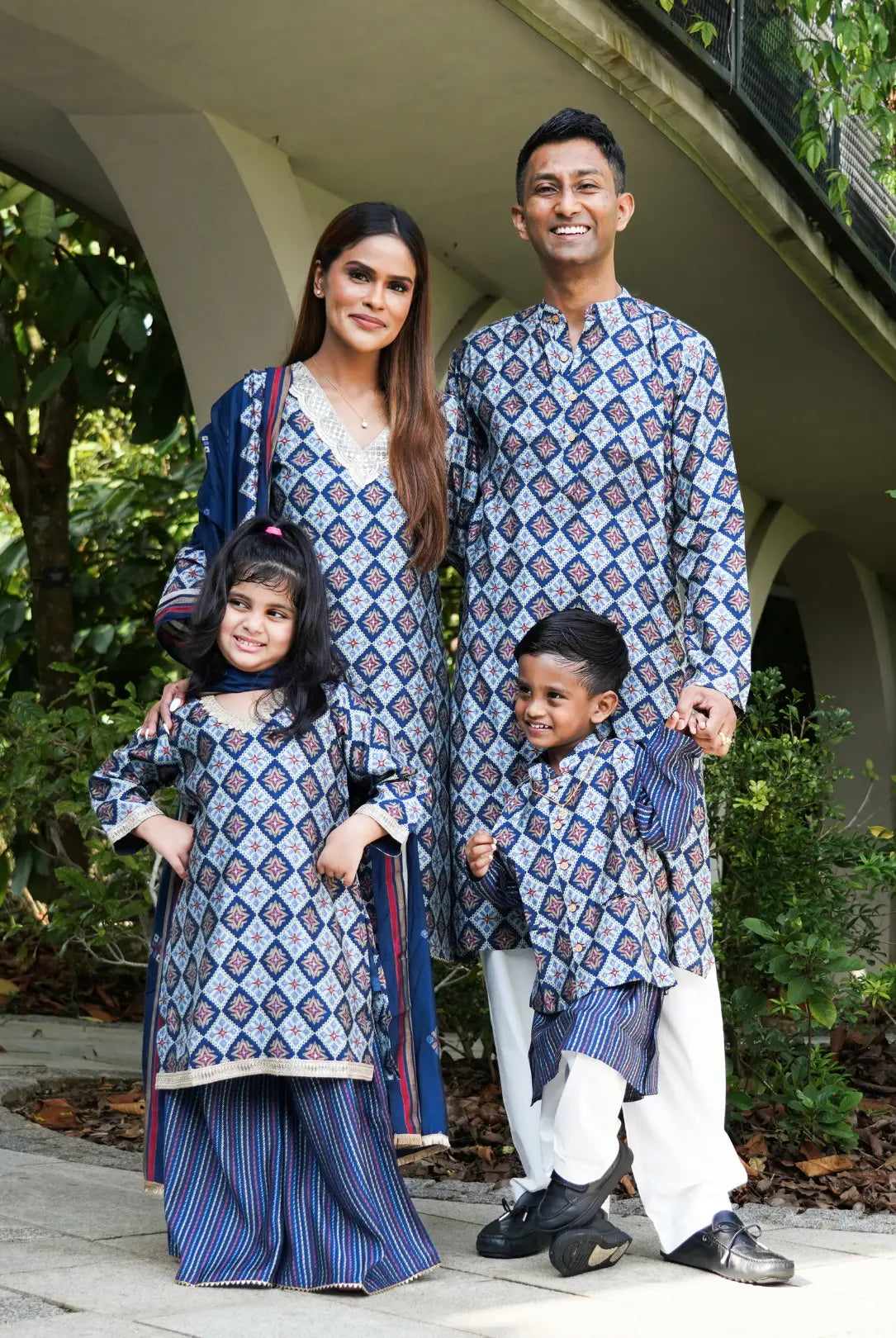 Tara Blue Women's Choga Style Kurti & Salwar Set in Muslin Cotton with Matching Dupatta Nimbu