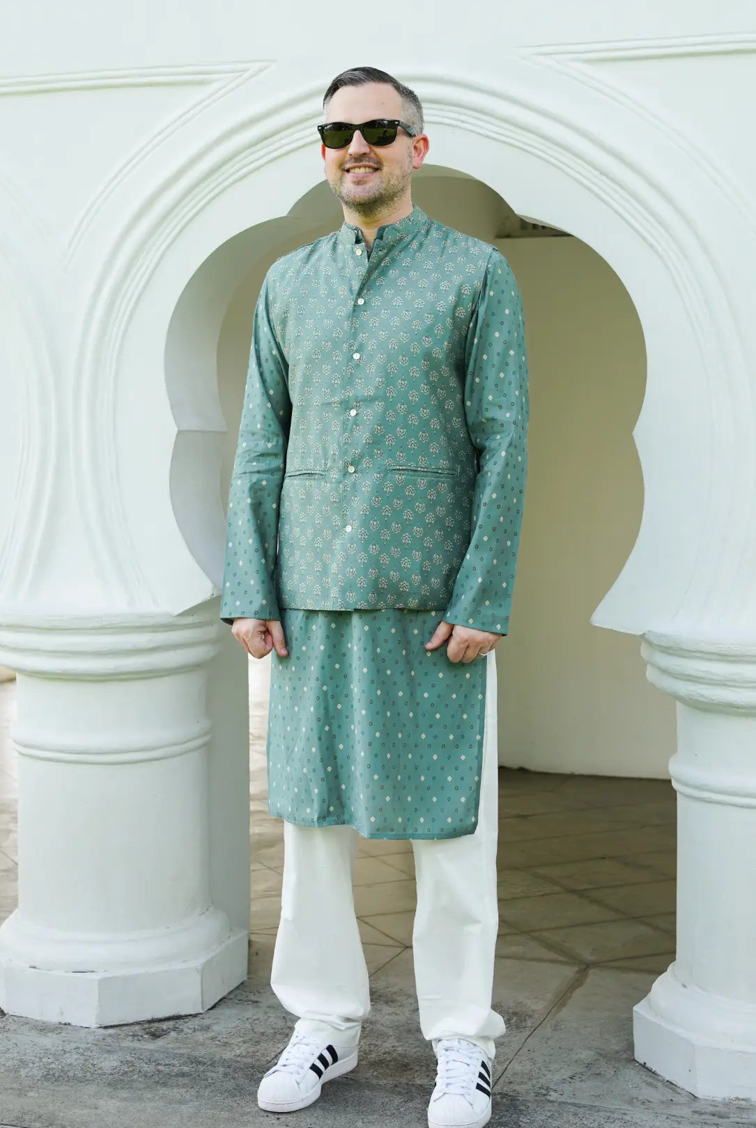 Vir Sage Green Men's Kurta Pajama Jacket Set in Muslin Cotton Nimbu