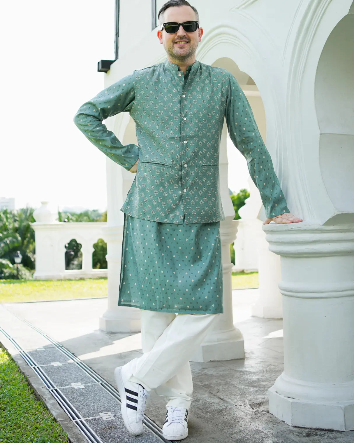 Vir Sage Green Men's Kurta Pajama Jacket Set in Muslin Cotton Nimbu