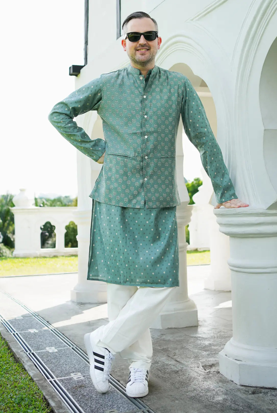 Vir Sage Green Men's Kurta Pajama Jacket Set in Muslin Cotton Nimbu