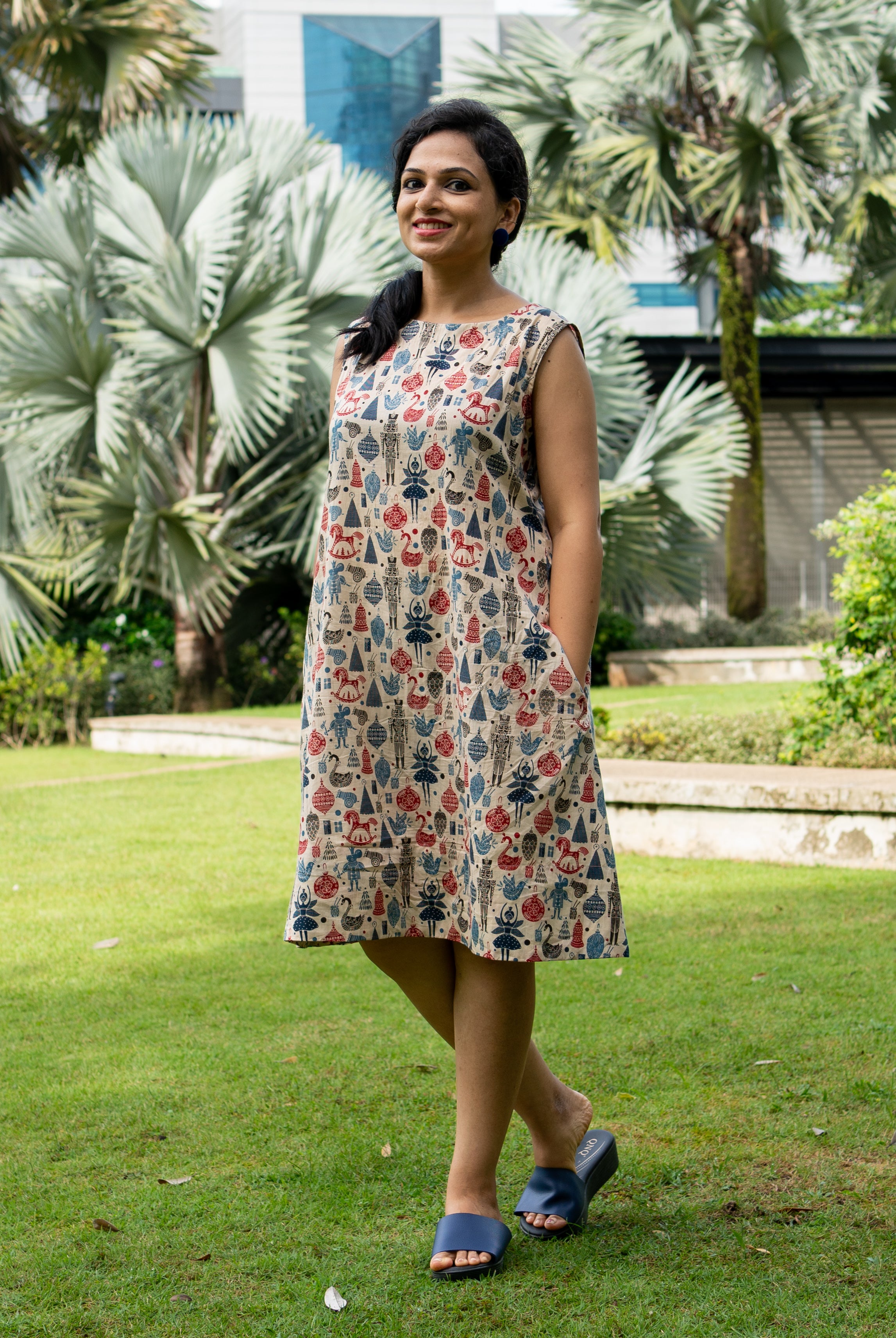 London Women's A Line Dress with Pockets 1