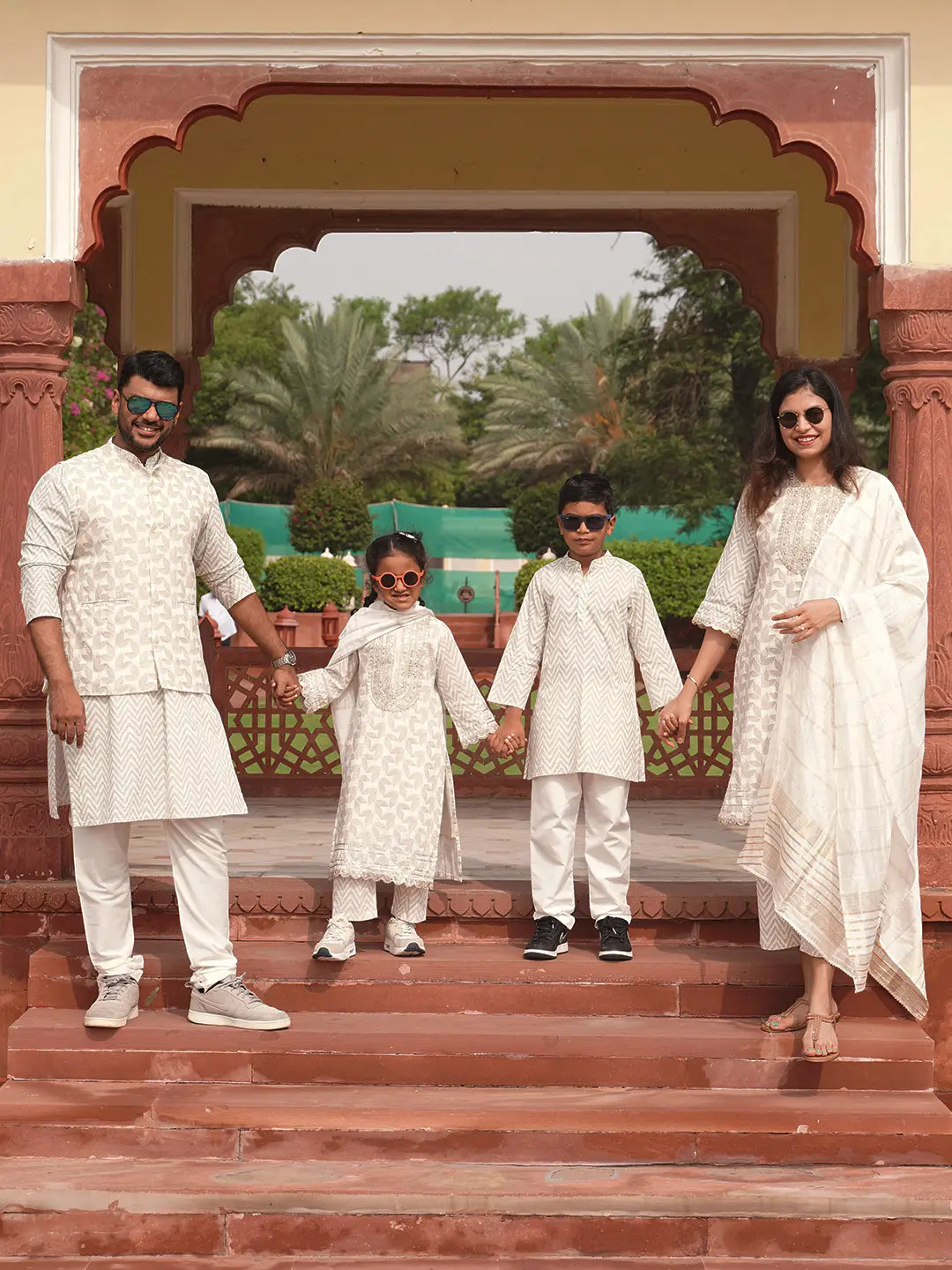 Zoya Mens White & Gold 3-pc Cotton Jacket Set in Cotton Nimbu