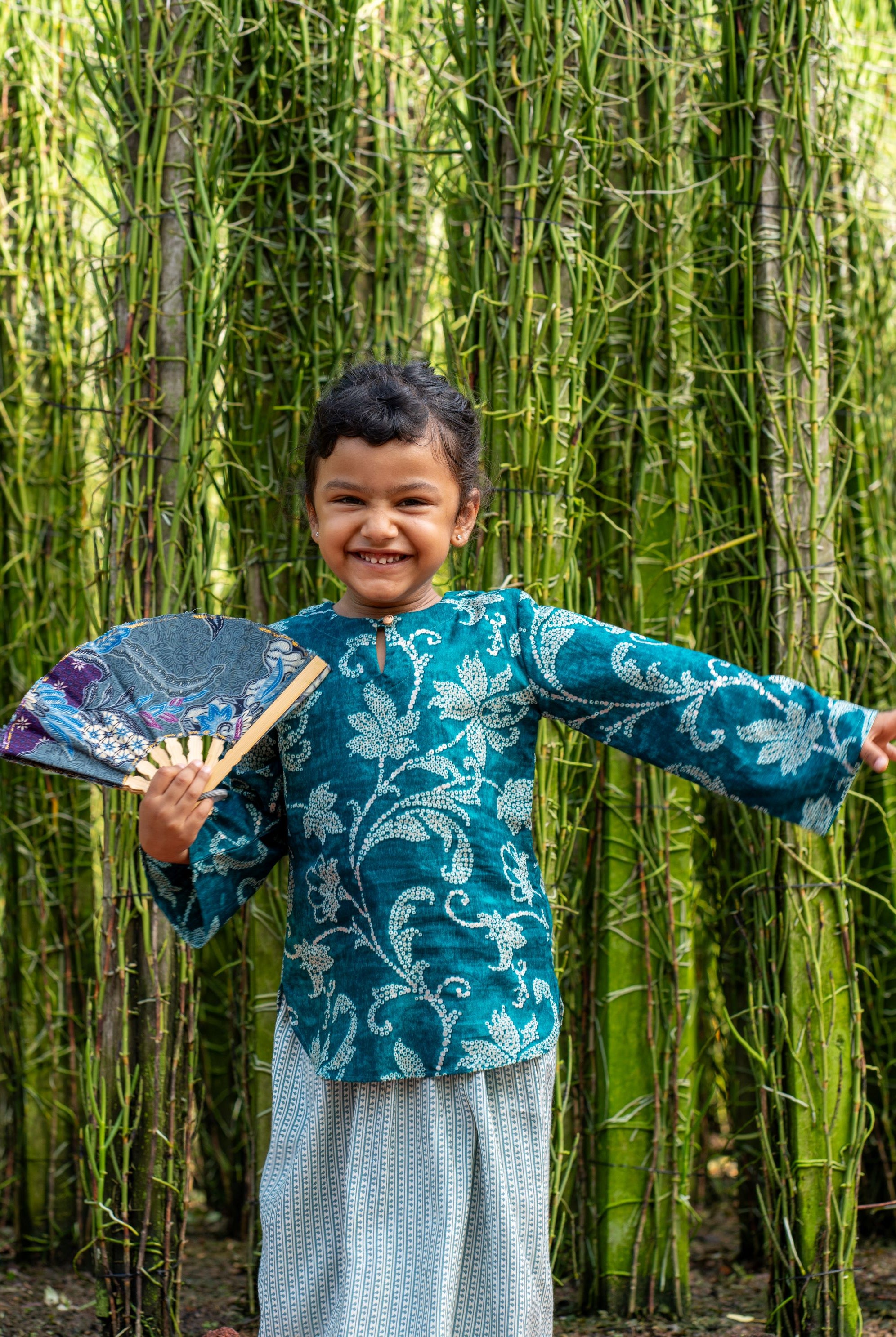 Alia Girls Baju Kurung Kedah Set in Green & Gold