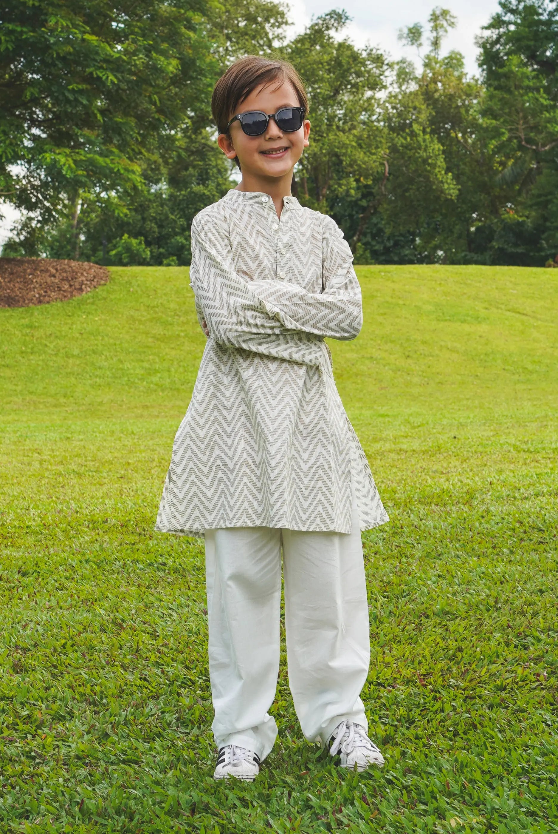 Zoya Boys White & Gold Kurta Pajama in Cotton