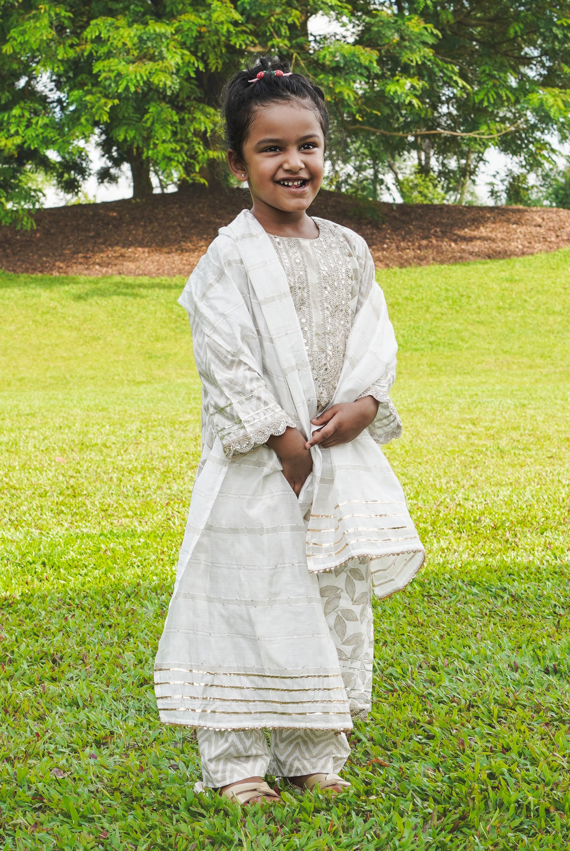 Zoya Girls White & Gold Kurta Salwar in Cotton