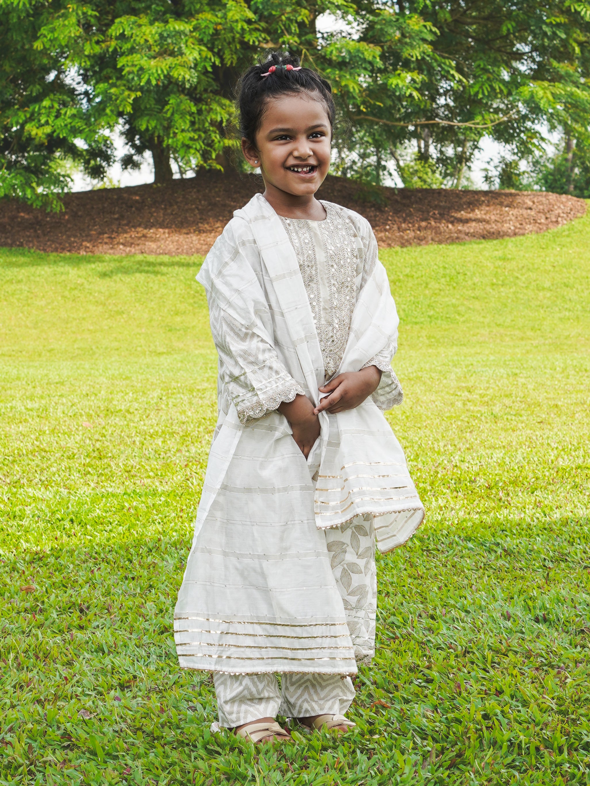 Zoya Girls White & Gold Kurta Salwar in Cotton