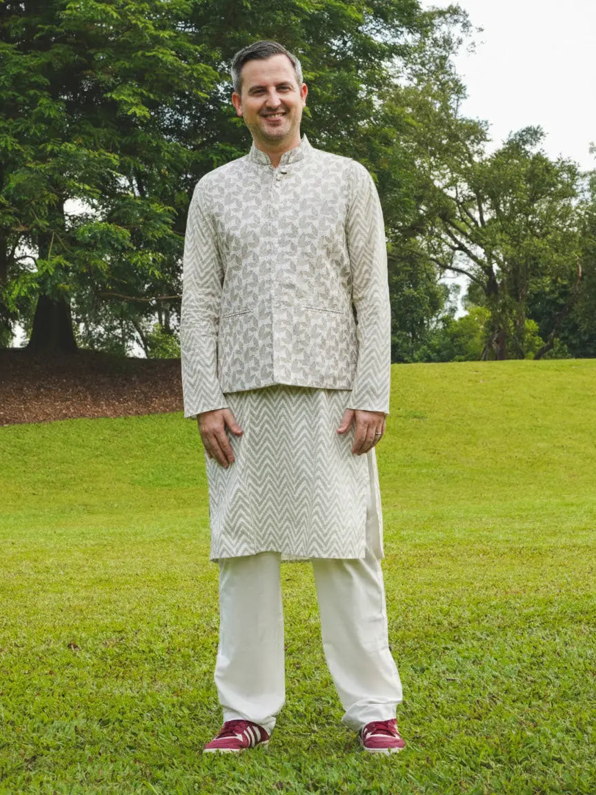 Zoya Mens White & Gold 3-pc Cotton Jacket Set in Cotton Nimbu