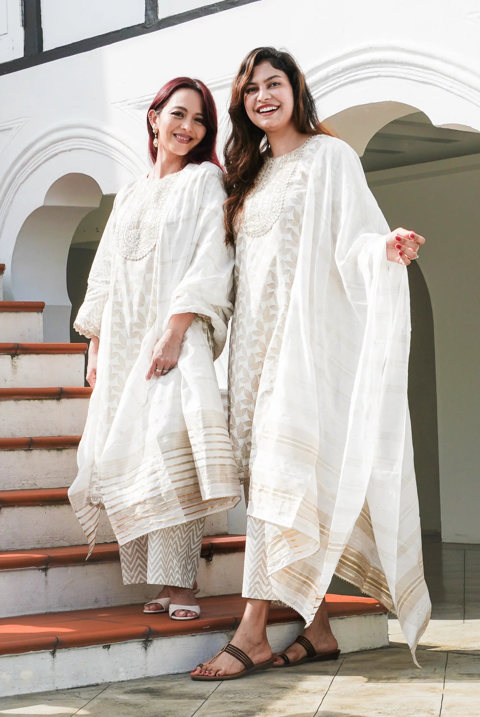 Zoya Women White & Gold Kurta Salwar in Cotton
