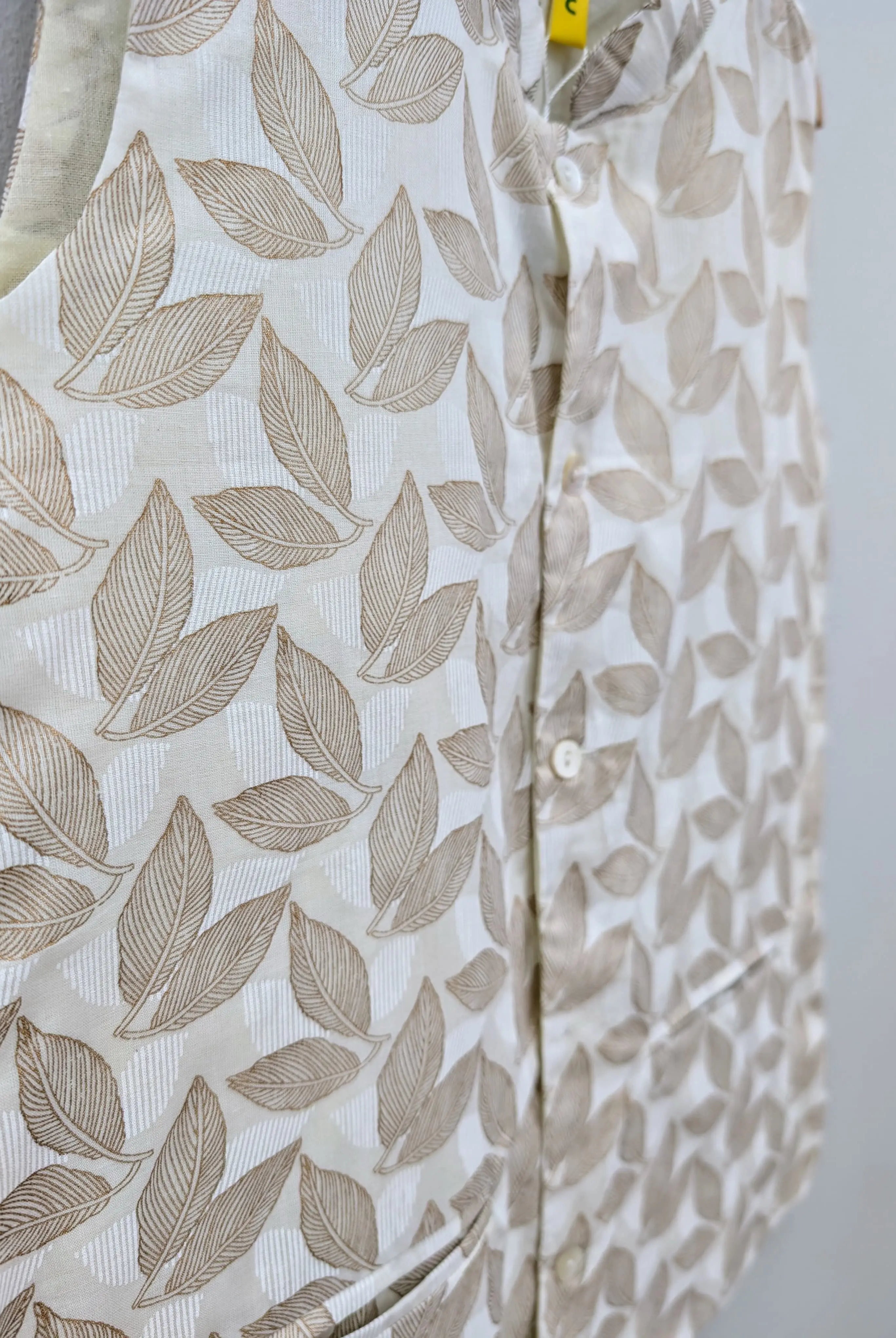 Zoya jacket white and gold