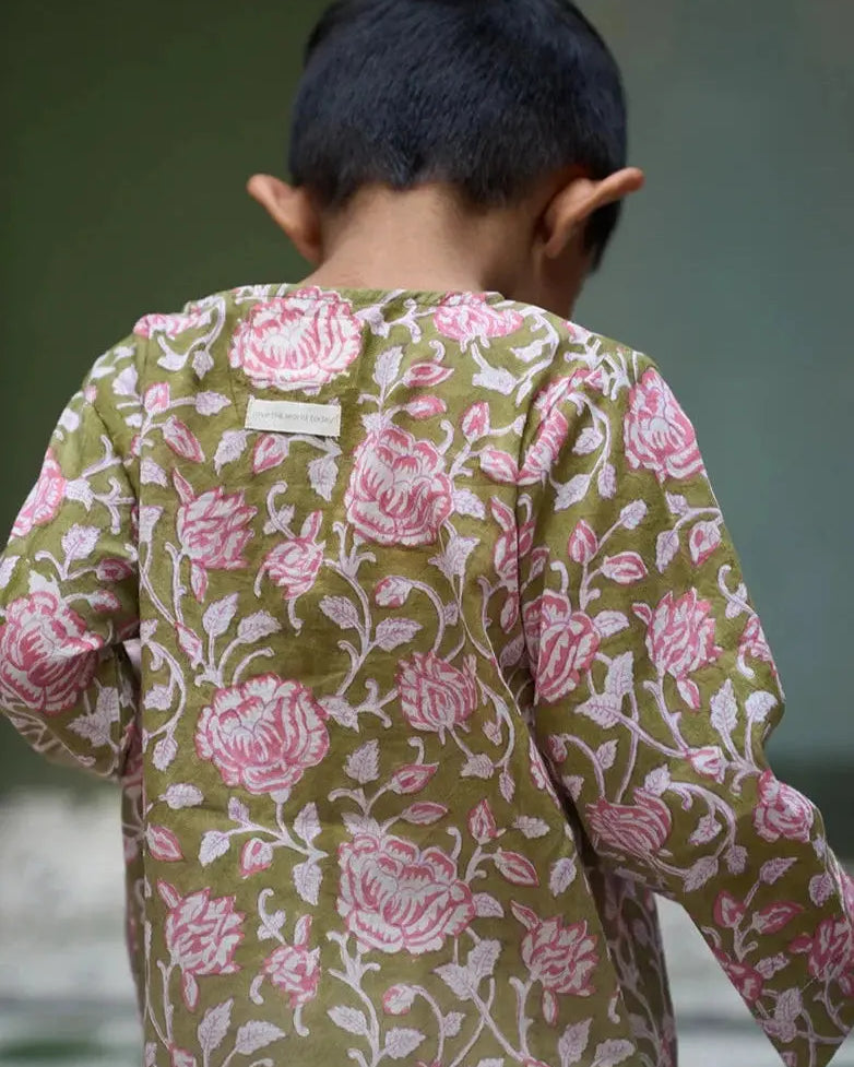 Pre-order - ‘Sleepover Party’ Unisex Kurta in Green Floral Hand block print Cotton Malmal - Nimbu Kids