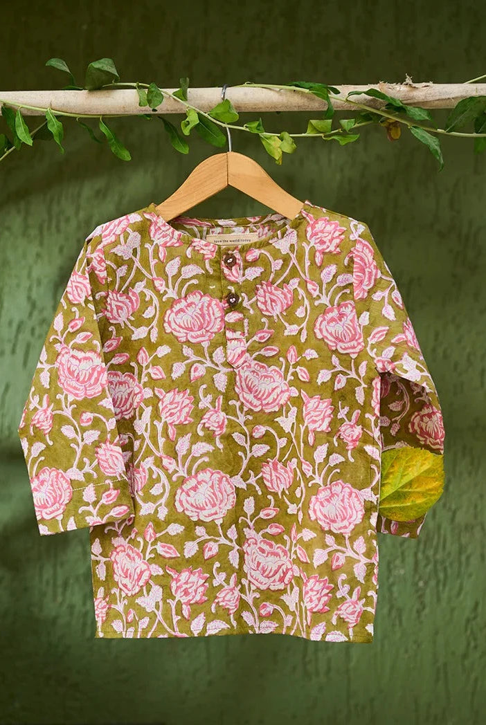 Pre-order - ‘Sleepover Party’ Unisex Kurta in Green Floral Hand block print Cotton Malmal - Nimbu Kids