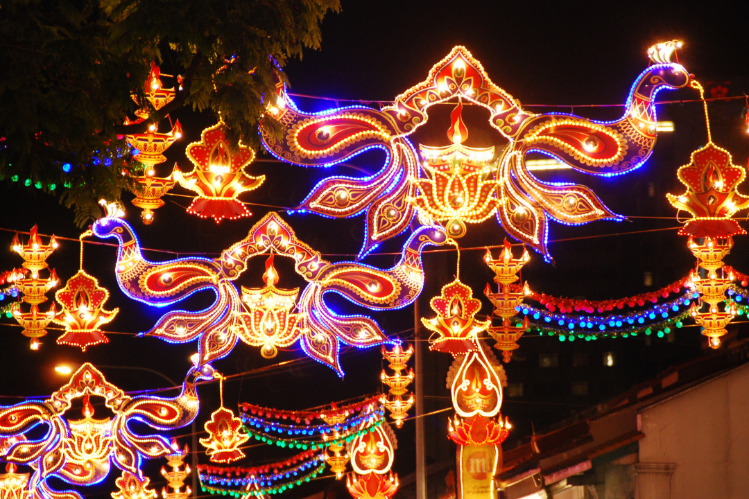 Where to Celebrate Deepavali 2025 in Singapore: Best Events, Temples & Festivities - Nimbu