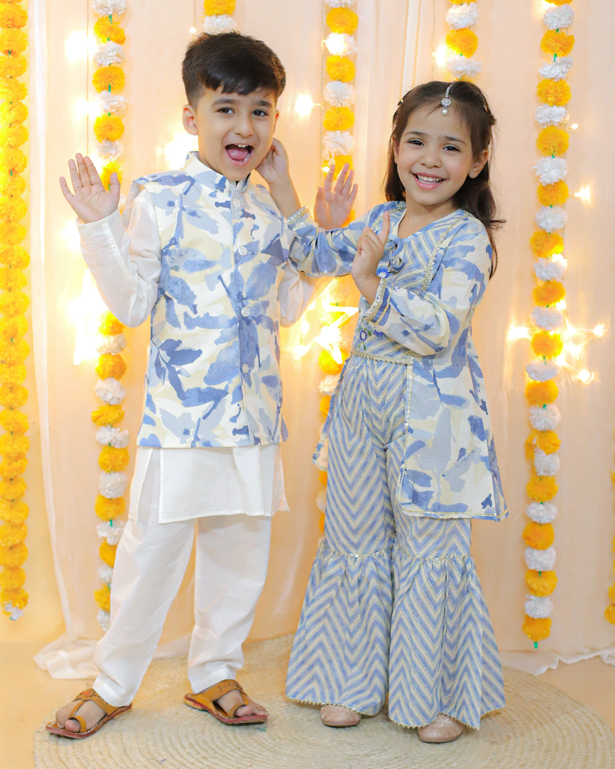 Splash Kurta Pajama Jacket Set in Blue