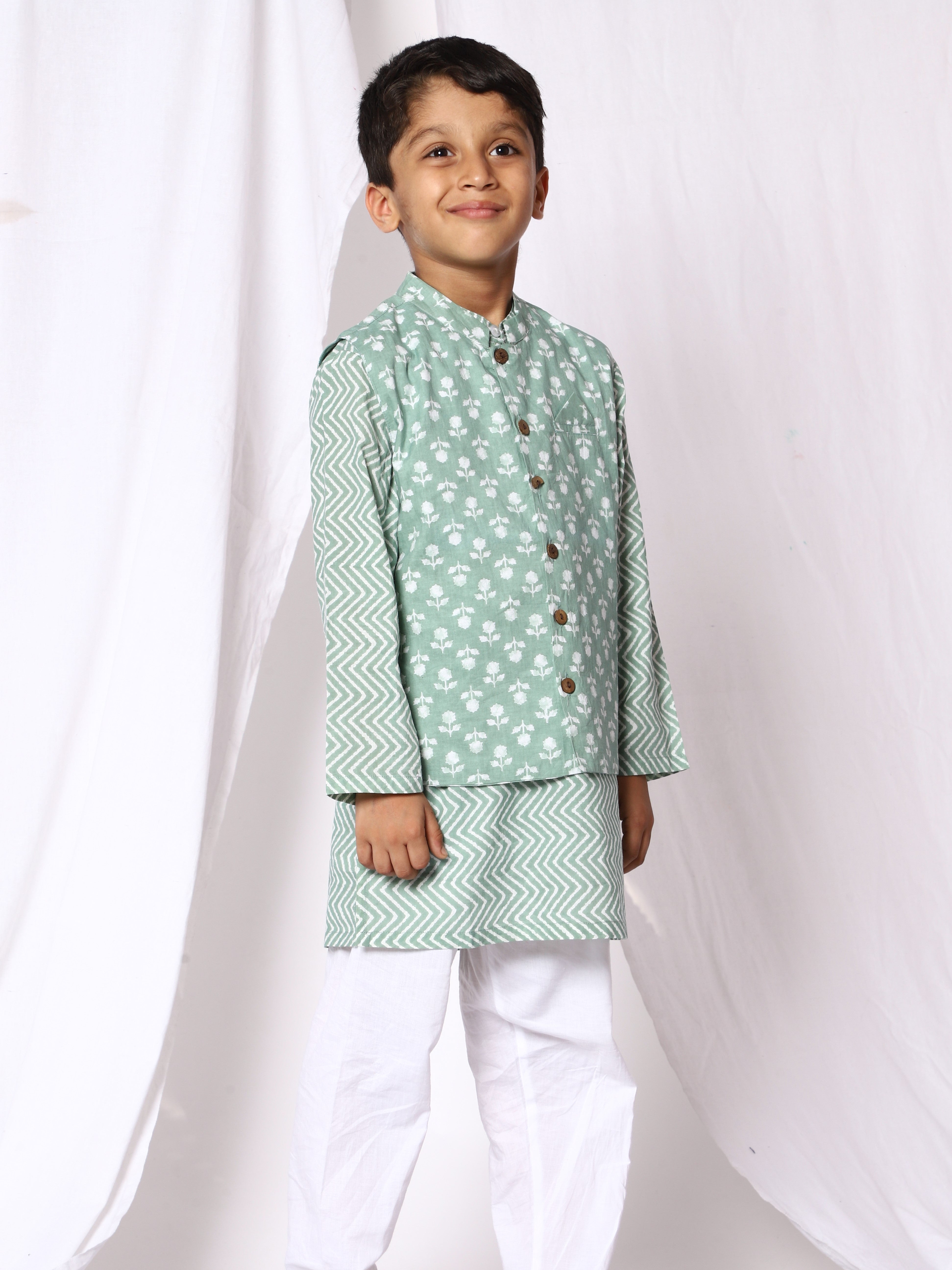 Ishq Boys Cotton Kurta Pajama With Jacket - Green