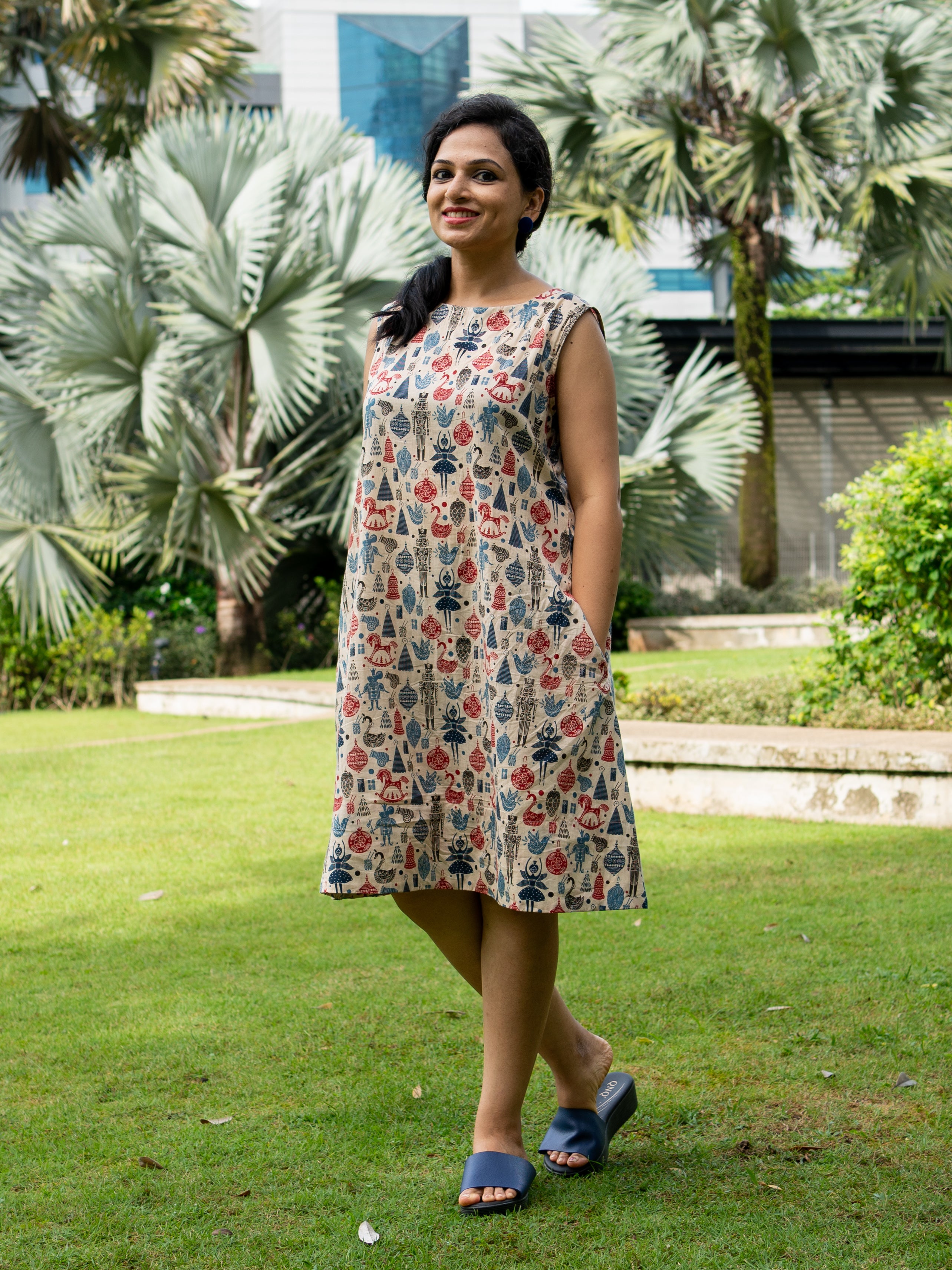 London Women's A Line Dress with Pockets 1