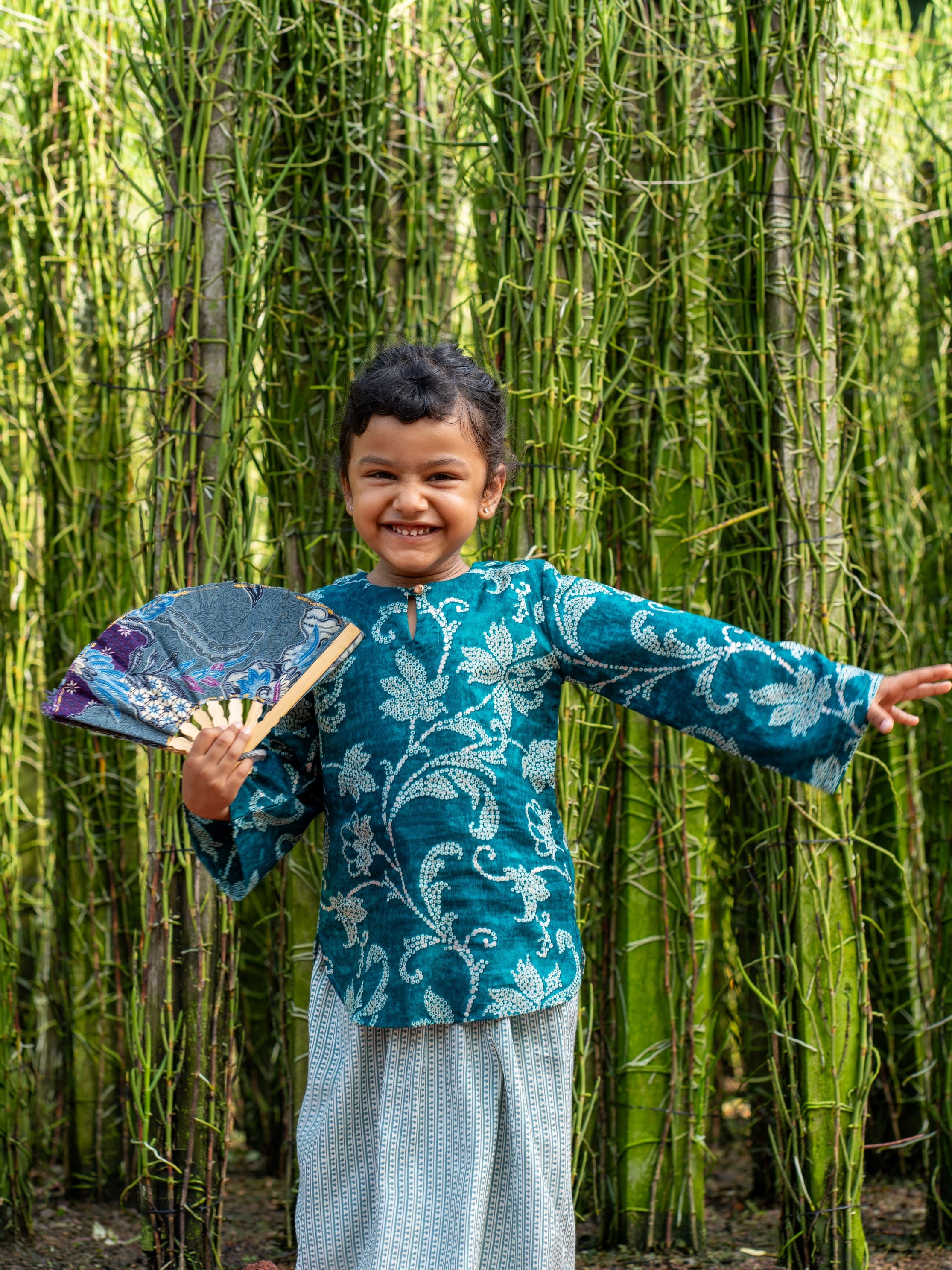 Alia Girls Baju Kurung Kedah Set in Green & Gold