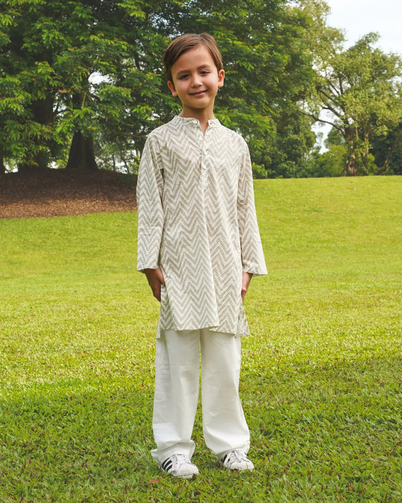 Zoya Boys White & Gold Kurta Pajama in Cotton