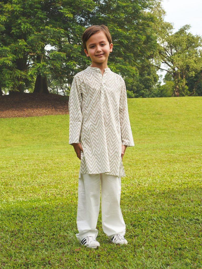 Zoya Boys White & Gold Kurta Pajama in Cotton