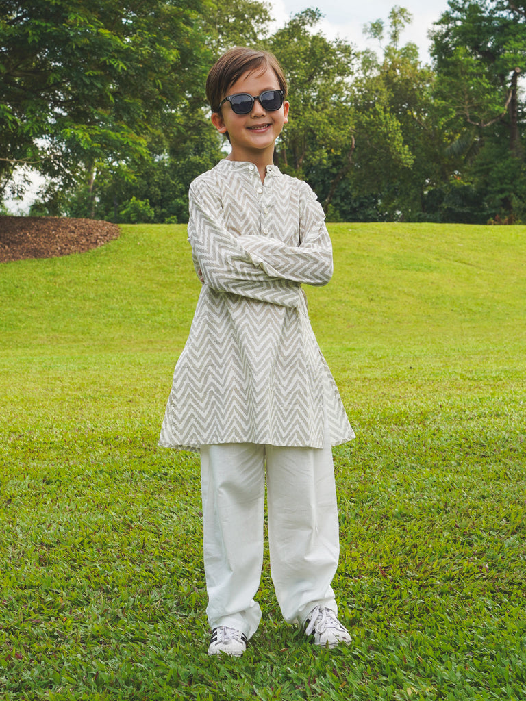 Zoya Boys White & Gold Kurta Pajama in Cotton