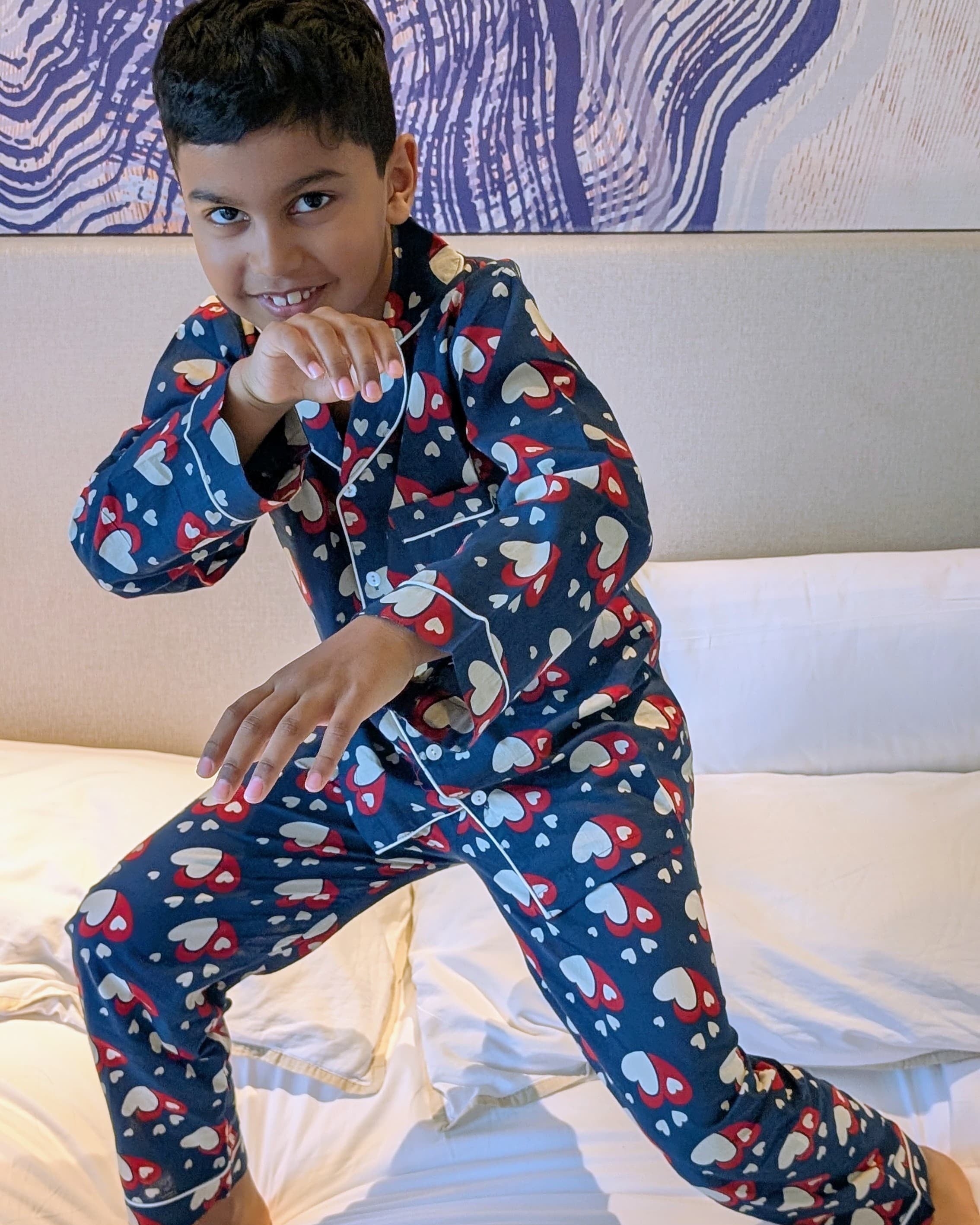 Christmas heart print pajama set in blue cotton for kids