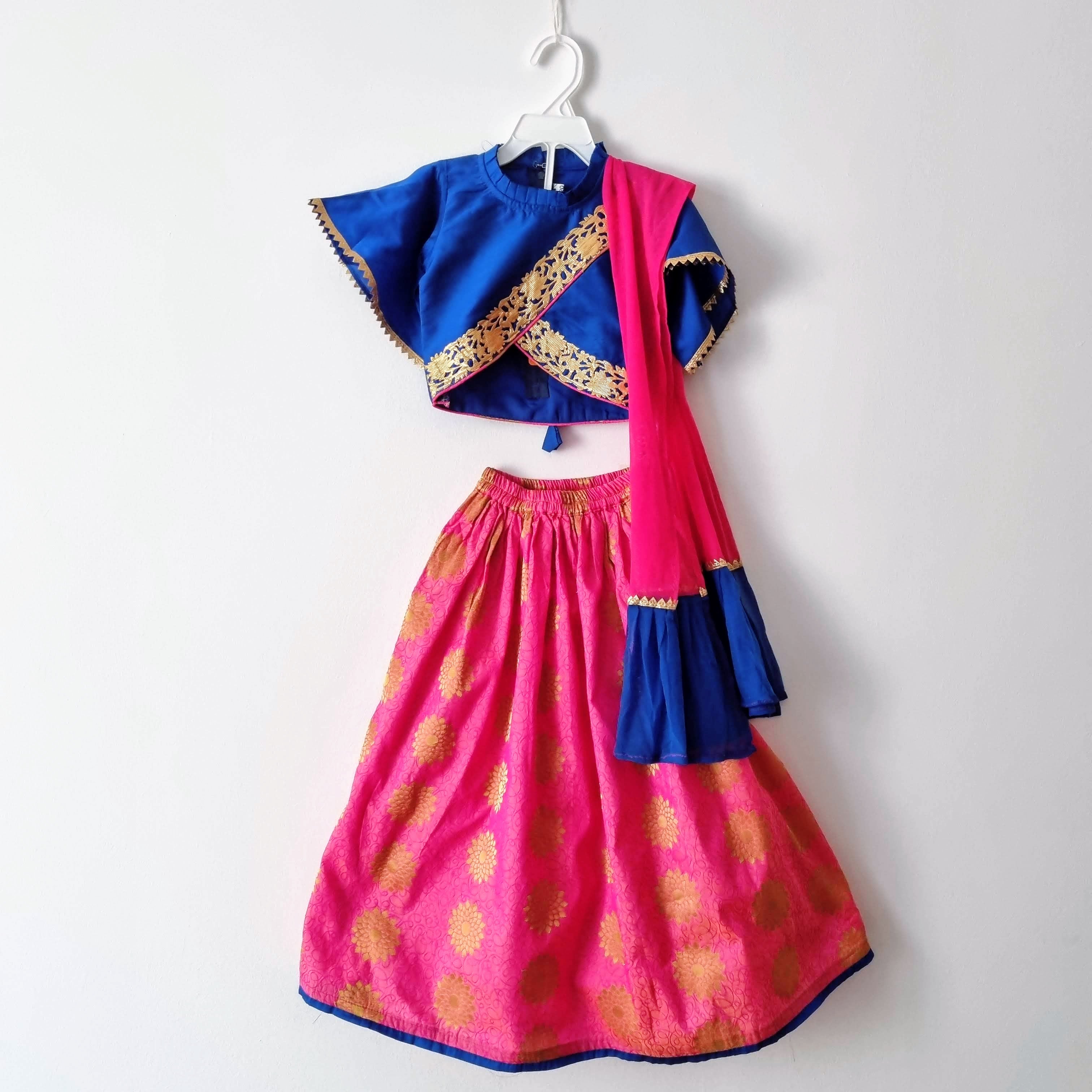 Stunning Jacquard Lehenga with Kimono sleeves - Nimbu Kids