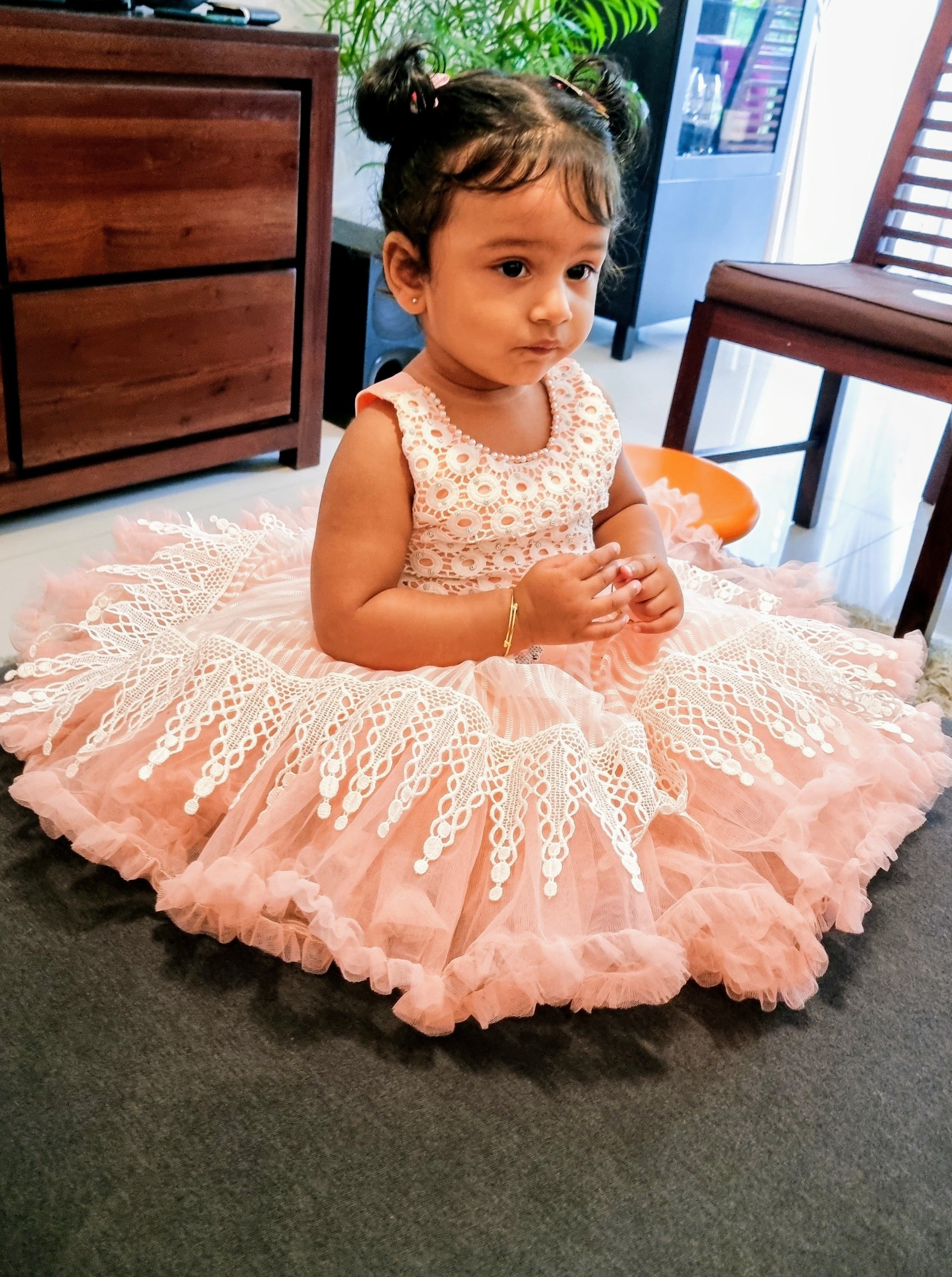 [6-12 months] Preloved Queen Pink Frilly Frock - Nimbu Kids