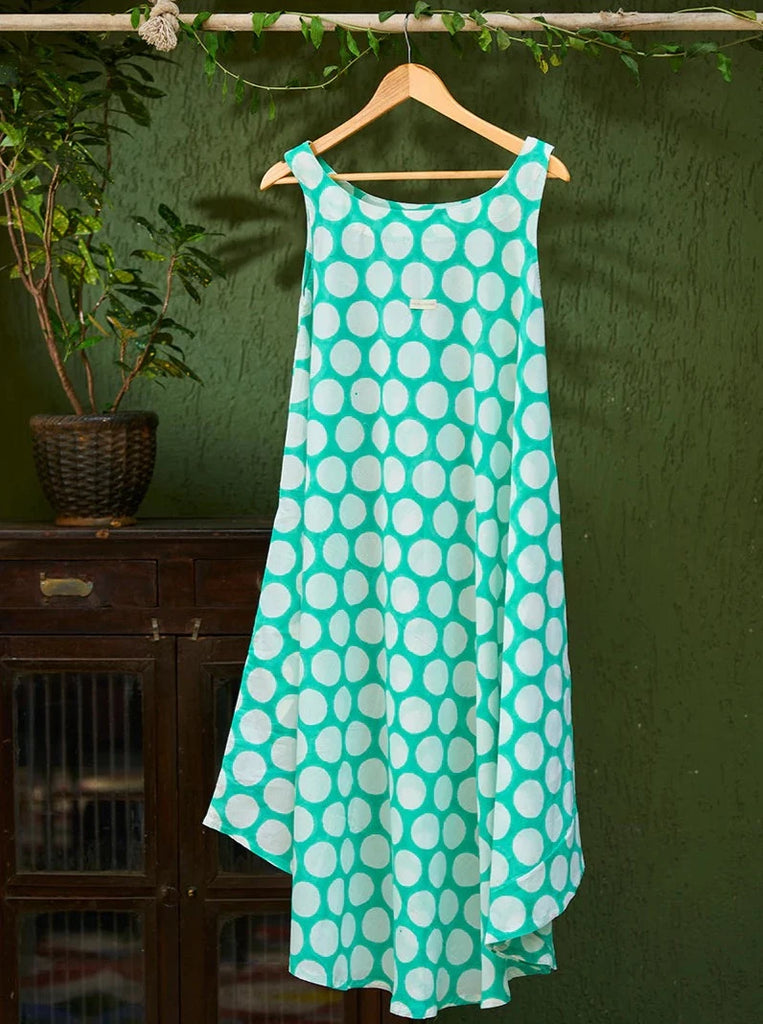 Pre-order - 'Footloose’ Women’s sleeveless dress in blue polka hand block print cotton - Nimbu Kids